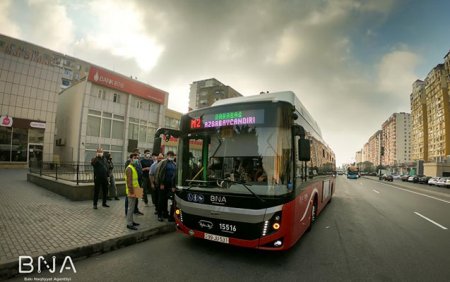 BNA pik saatlar üçün 70 avtobus ayırdı - Fotolar